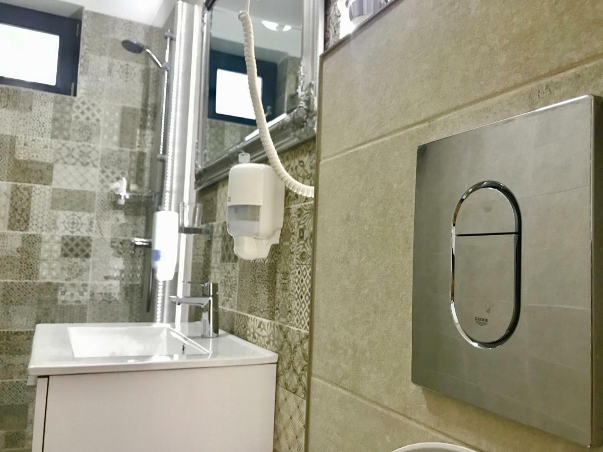 Darnida Luxury Apartment 那沃达利 外观 照片