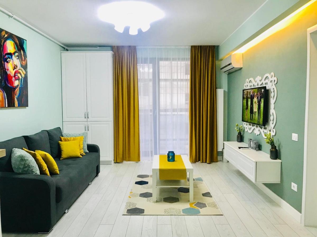 Darnida Luxury Apartment 那沃达利 外观 照片